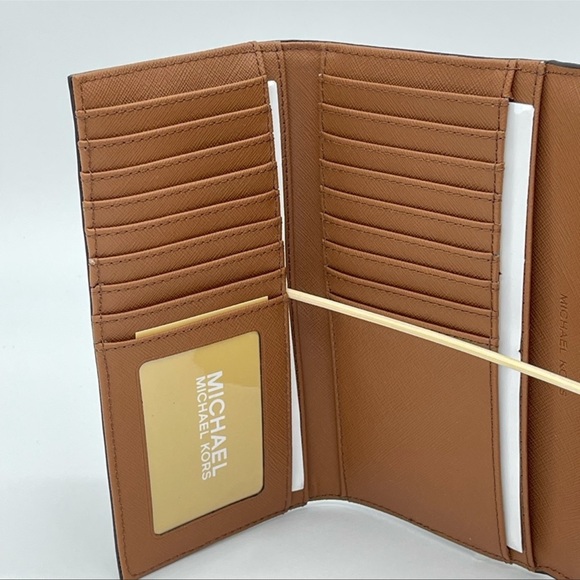 Michael Kors Chain Tote & Trifold Wallet Luggage - Picture 10 of 12